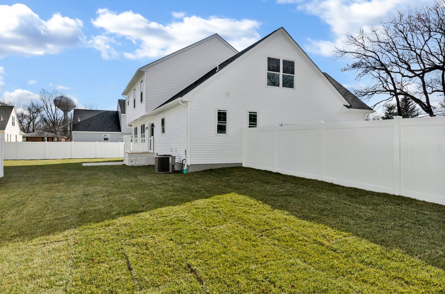 Cherry Hill 3 Exterior Rear
